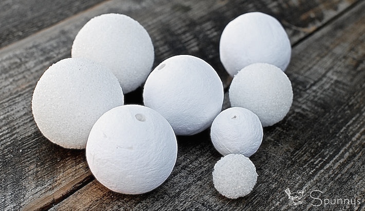 Craft Foam Balls vs Spun Cotton Balls: which ones to use?
